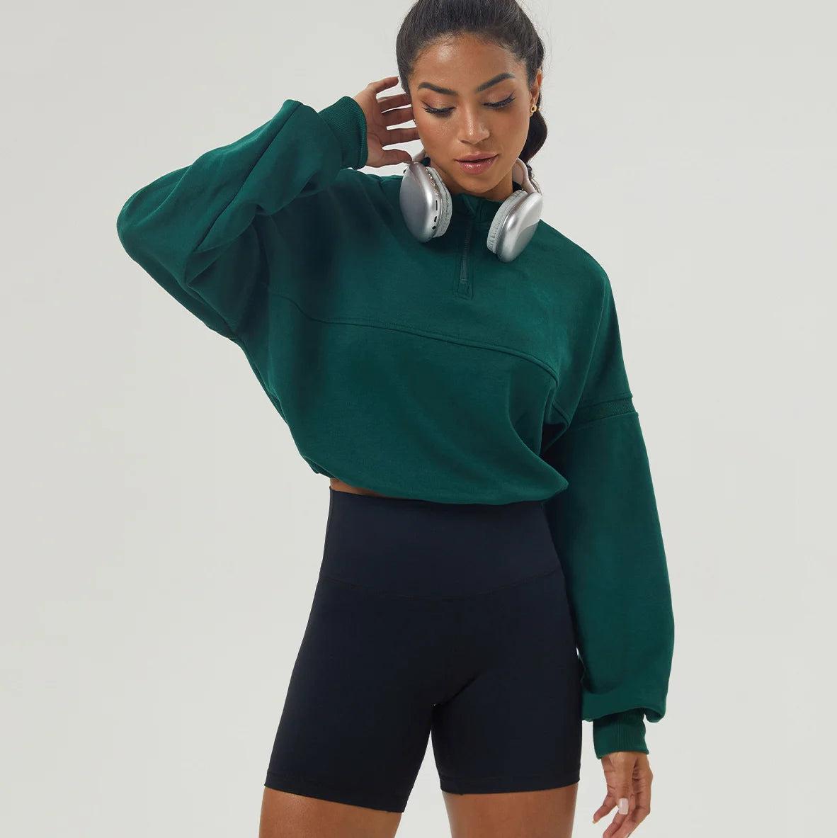 Two-Piece Contrast-Piping Set